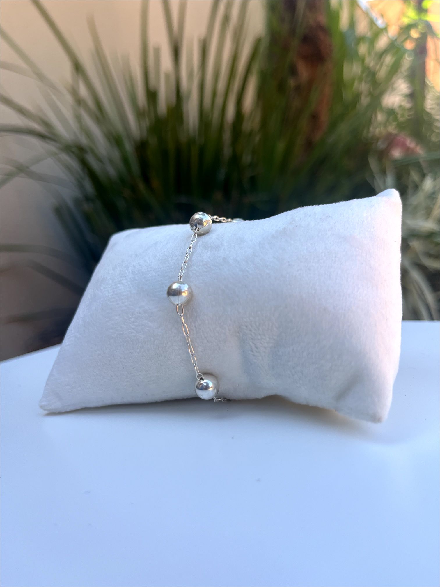 Pulseira Cartier com Bolas Alternadas de Tamanhos prata