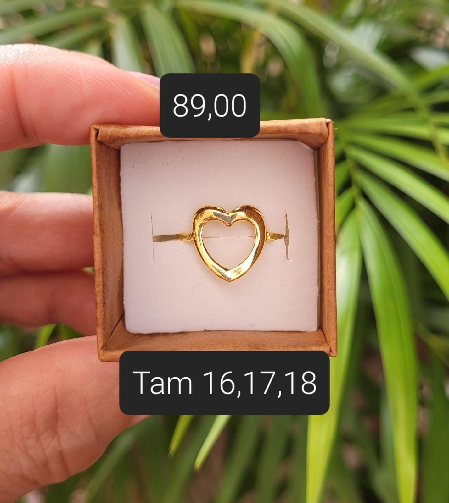 Anel Coração Vazado Médio dourado Tam 16 e 17