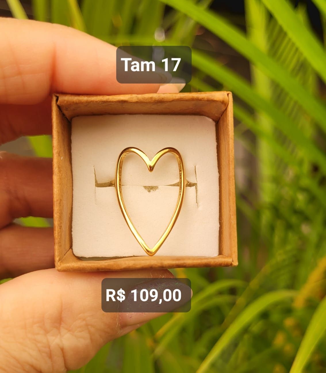 Anel Coração Grande Vazado Liso Aço dourado Tam 17