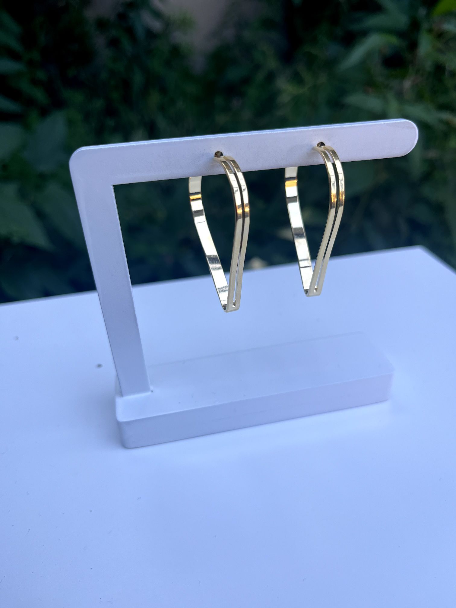 Brinco Argola Coração Fio Duplo Liso dourado
