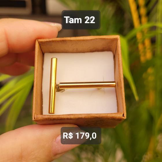 Anel em T Liso Grande Aço dourado Tam 22
