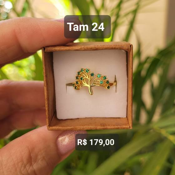 Anel Árvore da Vida Cravejada Zircônias Verde Esmeralda Dourado Tam 24